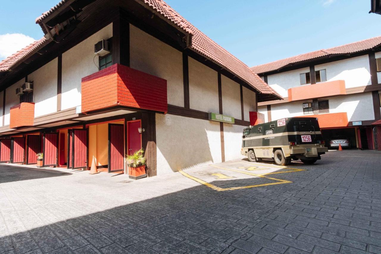 Reddoorz Plus @ V Mapa Extension Santa Mesa Manila Exterior photo